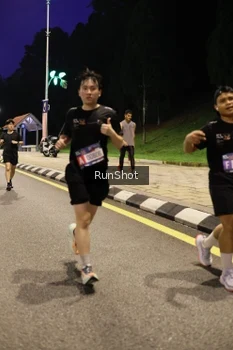 Runner Photo 4290420
