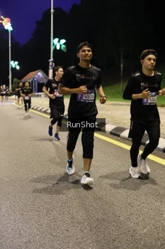 Runner Photo 4290521