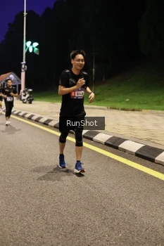 Runner Photo 4290524