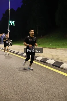 Runner Photo 4290534