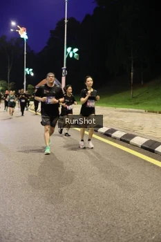 Runner Photo 4290543