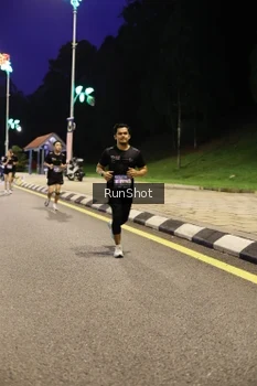 Runner Photo 4290545