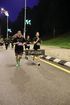 Runner Photo 4290546