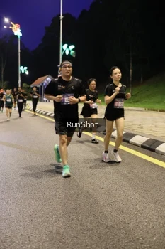 Runner Photo 4290553