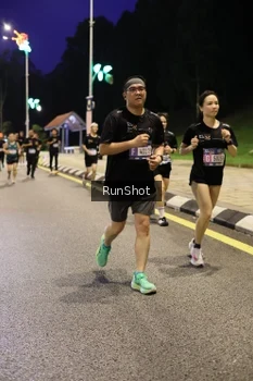 Runner Photo 4290556