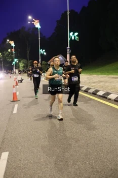 Runner Photo 4290569