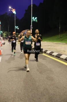 Runner Photo 4290573