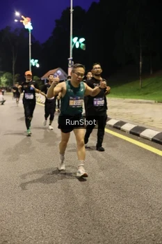 Runner Photo 4290579