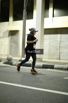 Runner Photo 4290582