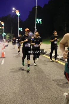 Runner Photo 4290586