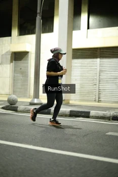 Runner Photo 4290593