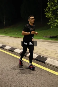 Runner Photo 4290611