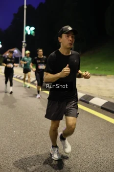 Runner Photo 4290612
