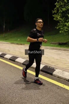 Runner Photo 4290613