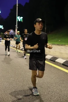 Runner Photo 4290614