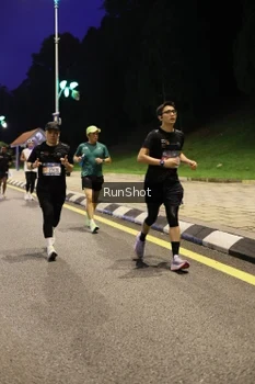 Runner Photo 4290620