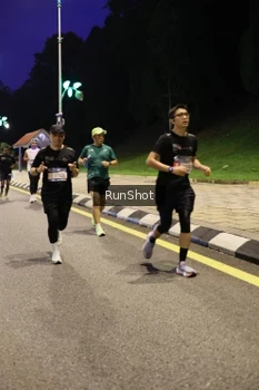 Runner Photo 4290621