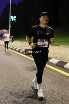 Runner Photo 4290626