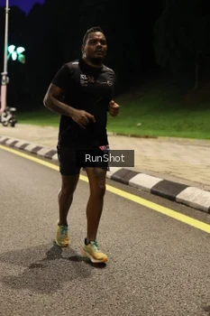 Runner Photo 4290647