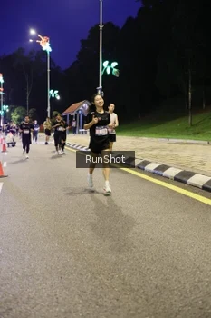 Runner Photo 4290650