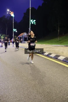 Runner Photo 4290651