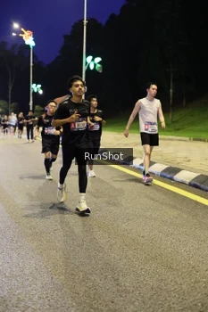 Runner Photo 4290662