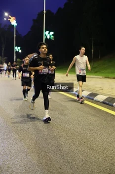 Runner Photo 4290663
