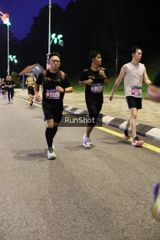 Runner Photo 4290666