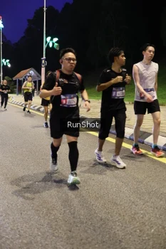 Runner Photo 4290670
