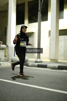 Runner Photo 4290689