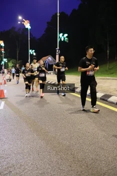Runner Photo 4290697