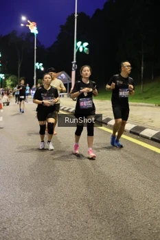 Runner Photo 4290705