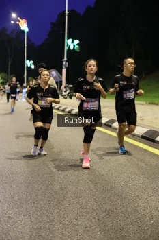 Runner Photo 4290706