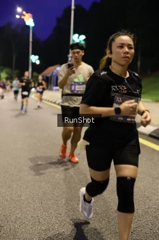 Runner Photo 4290717