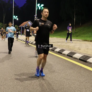Runner Photo 4290735