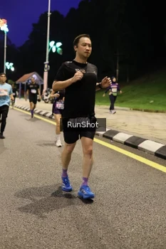 Runner Photo 4290739