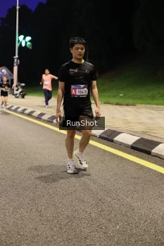 Runner Photo 4290794