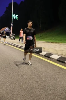 Runner Photo 4290795