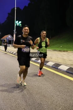 Runner Photo 4290815