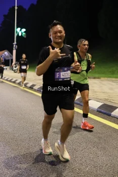 Runner Photo 4290829