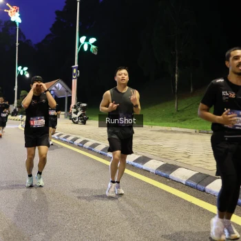 Runner Photo 4290844
