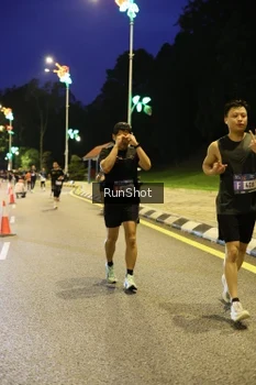 Runner Photo 4290853