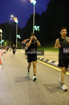 Runner Photo 4290860