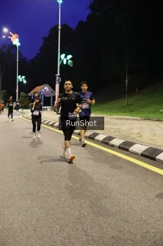 Runner Photo 4290873
