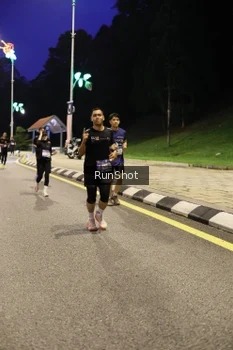 Runner Photo 4290877