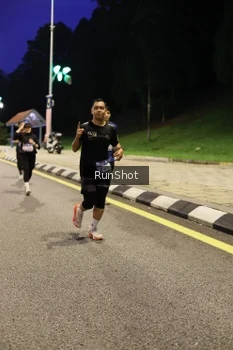 Runner Photo 4290878