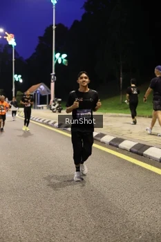 Runner Photo 4290904