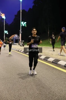 Runner Photo 4290905