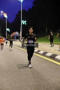 Runner Photo 4290915