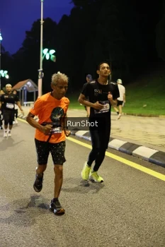 Runner Photo 4290929